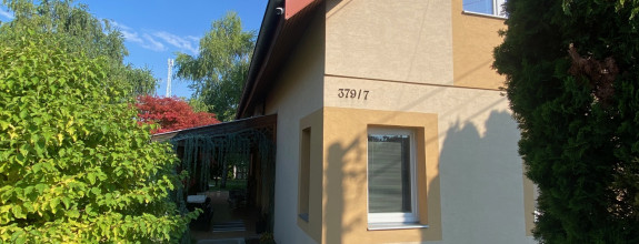 Na predaj jedinečný rodinný dom s bazénom v obci Vrakúň